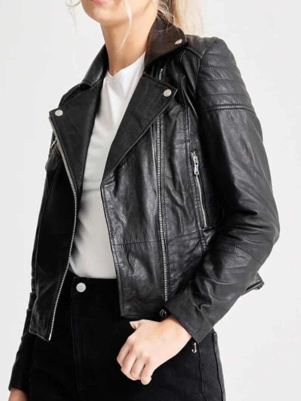 Barney's Originals Barneys New York Women's Black Leather  Jacket